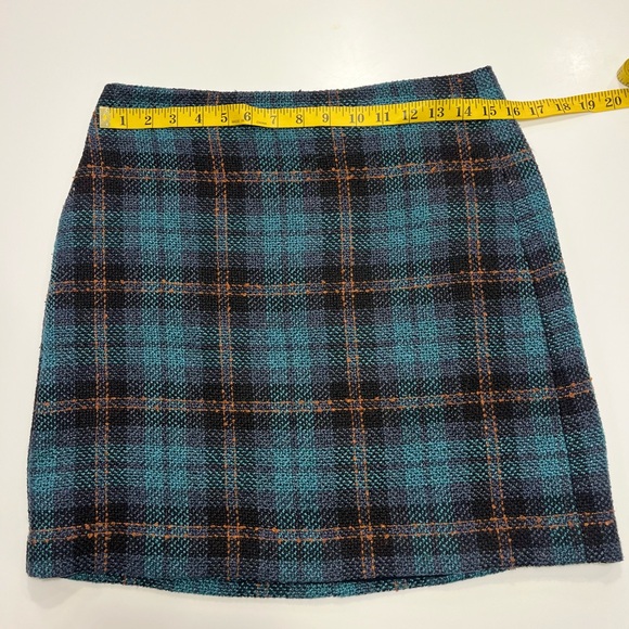 LOFT Tweed Skirt - Picture 6 of 6